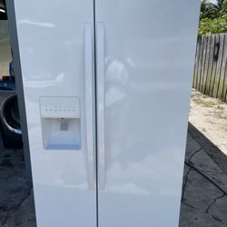 Whirlpool Refrigerator 36"W 68"H Everything Works Good....