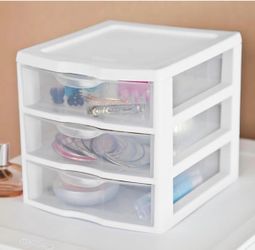 Small plastic storage organizers