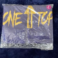 One Up Top Shirt/size Large