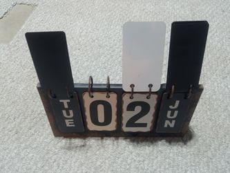Desk Calendar
