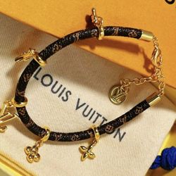 Fashion Bracelet 