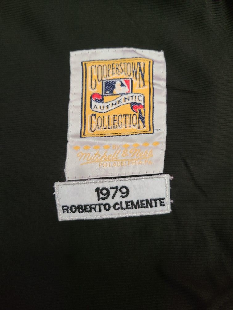 1979 Roberto Clemente Pirates Jersey