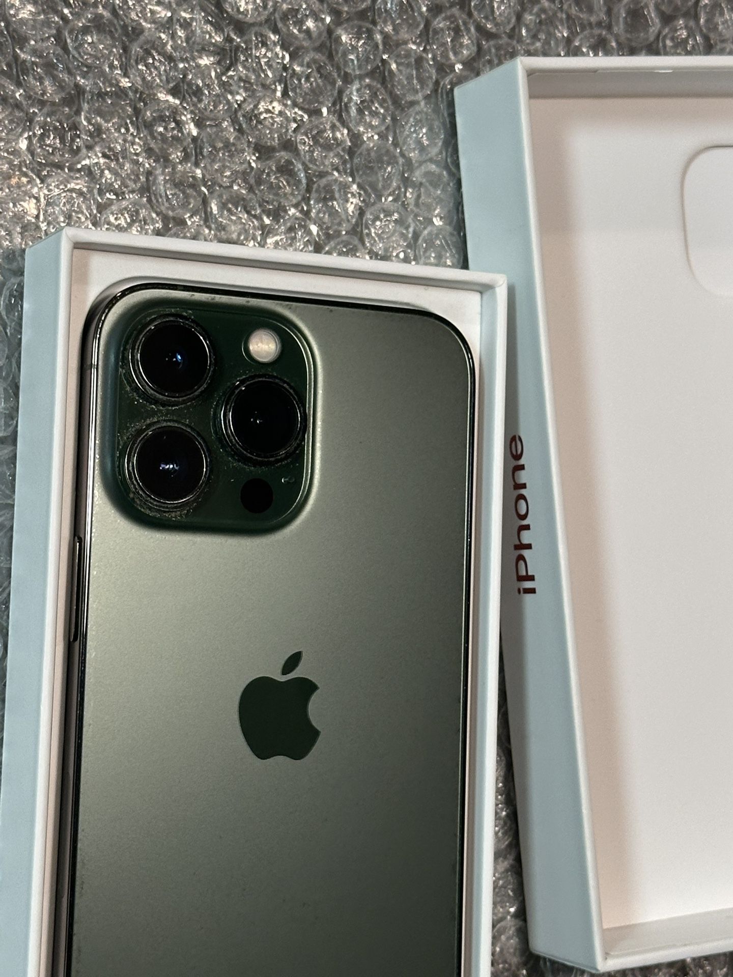 iPhone 13 PRO Alpine Green UNLOCKED Like New 