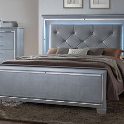 New 5 Piece Tufted Bedroom Set With LED Lights.  Silver.  Free Delivery!