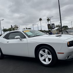 2018 CHALLENGER SXT $24.995
