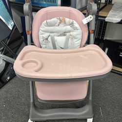 New. Portable High Chair, High Chairs for Babies and Toddlers, Adjustable Baby Chair, 5 Height & 3 Recline Adjustable Locking Wheels 