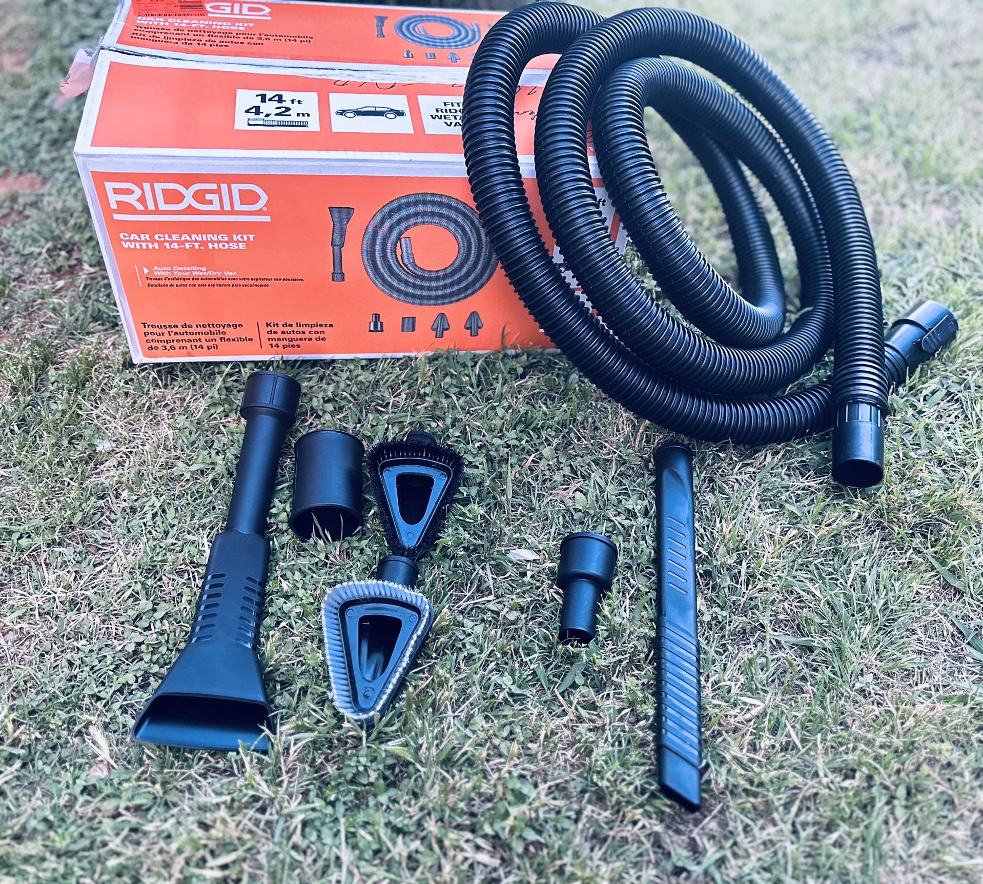 RIDGID 11/4 in. Car Cleaning Accessory Kit with 14ft Hose for RIDGID