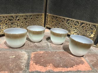 Vintage milk glass small cups
