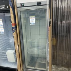 🔥 PFV126DX – 11.6 Cu. Ft. Commercial Display Freezer 🔥
