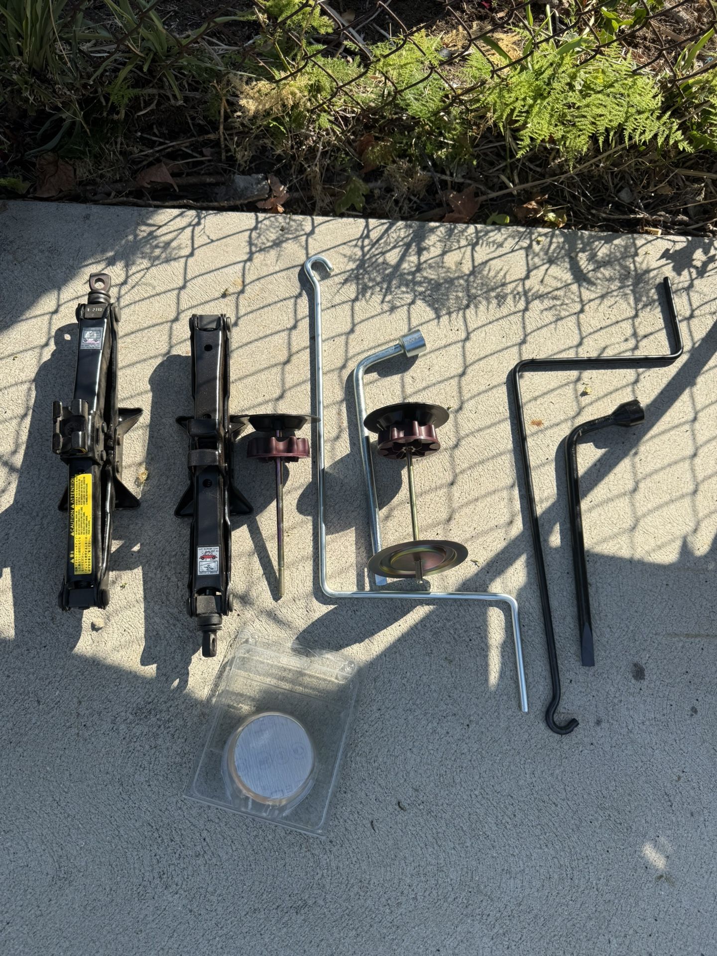 Toyota Camry Jack/tools/ Tire