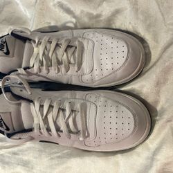 Nike Shoes Size 10.5