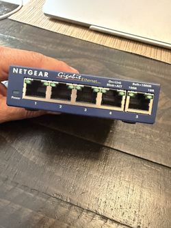 5 Port Switch With Power cord 