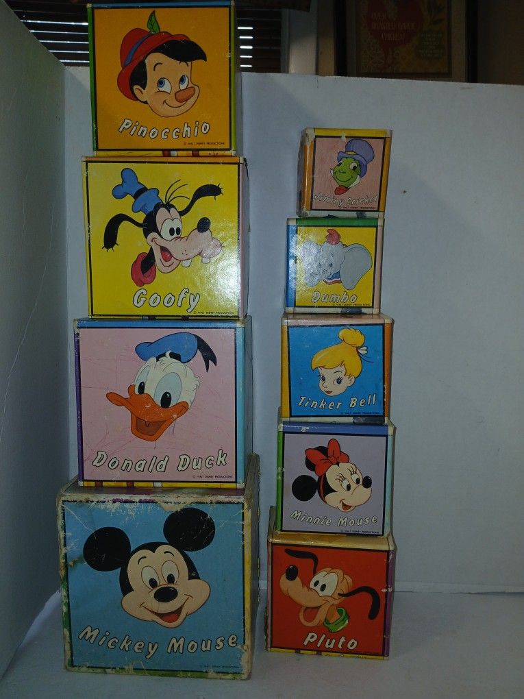Vintage Walt Disney Productions Nesting Boxes 