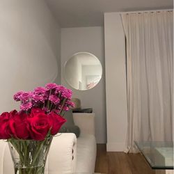 Large round bezels mirror (36 in diameter)