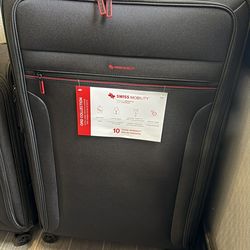 2 “New* Swiss Mobility Spinner Soft Luggage Set