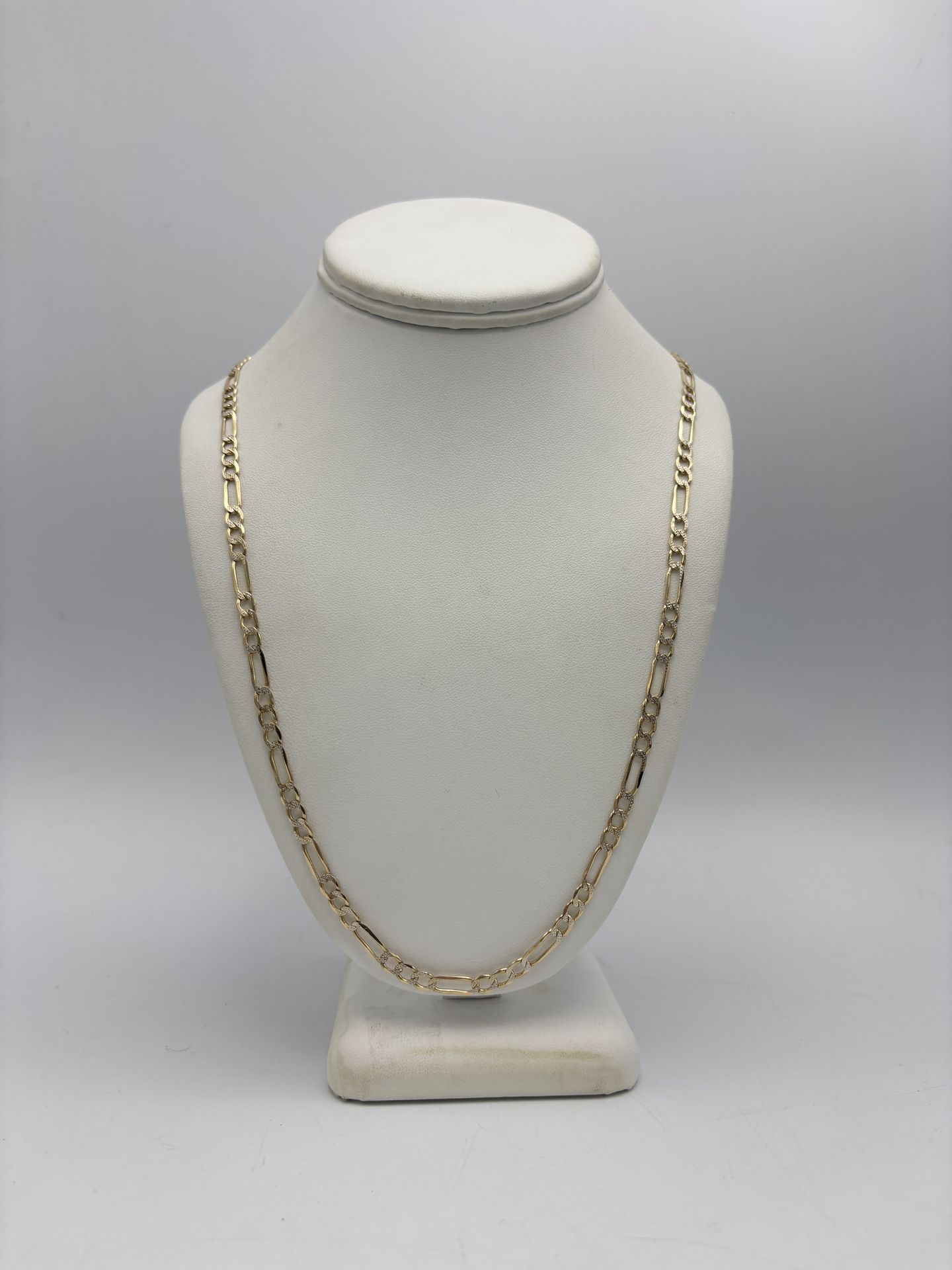 14KT YG 26” Figaro Link Chain