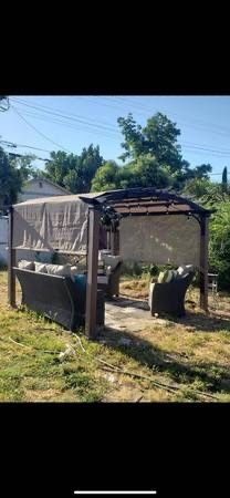Gazebo and patio furniture 950 obo no lowballing