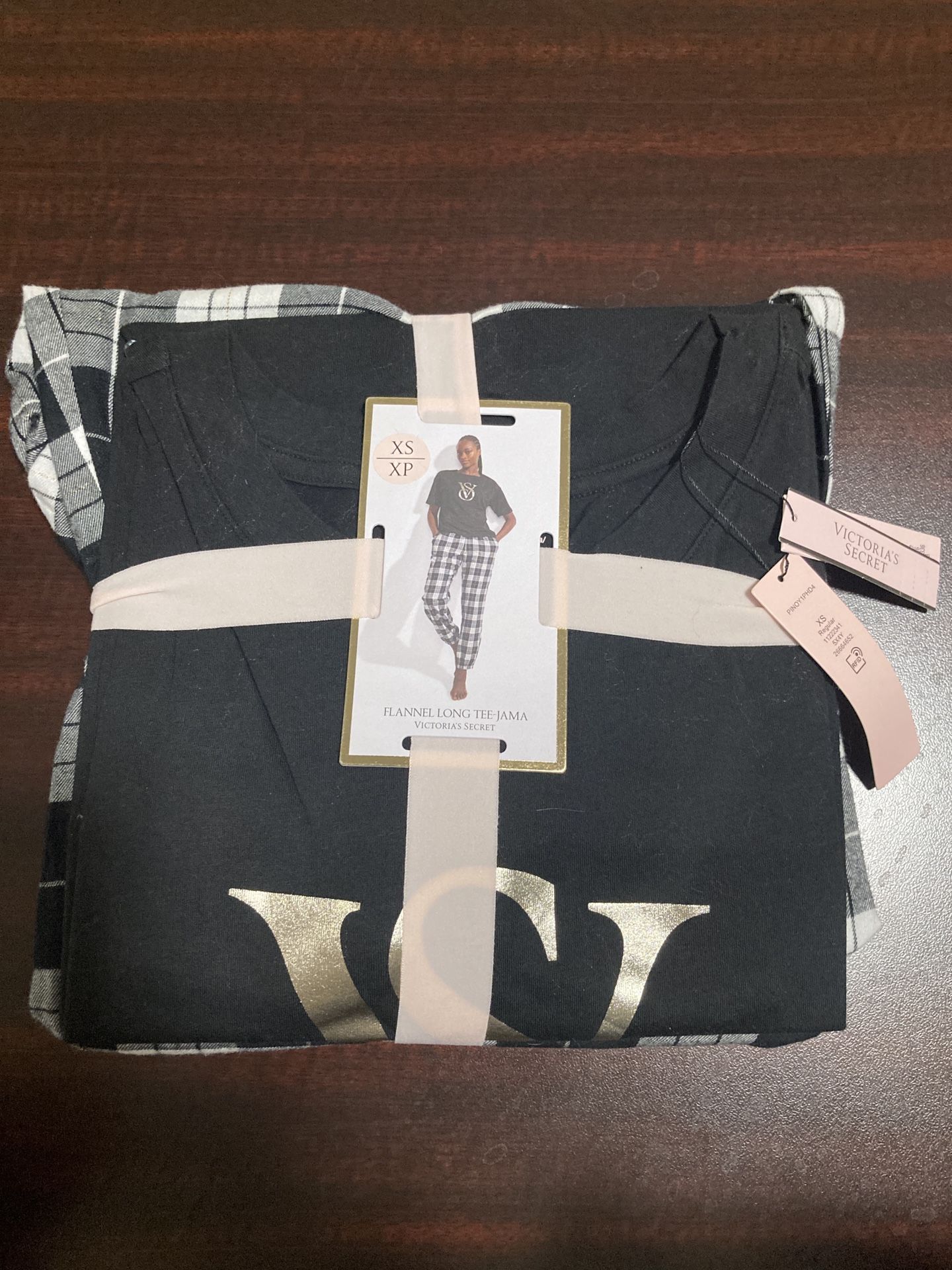Victoria's Secret Flannel Long Tee-Jama