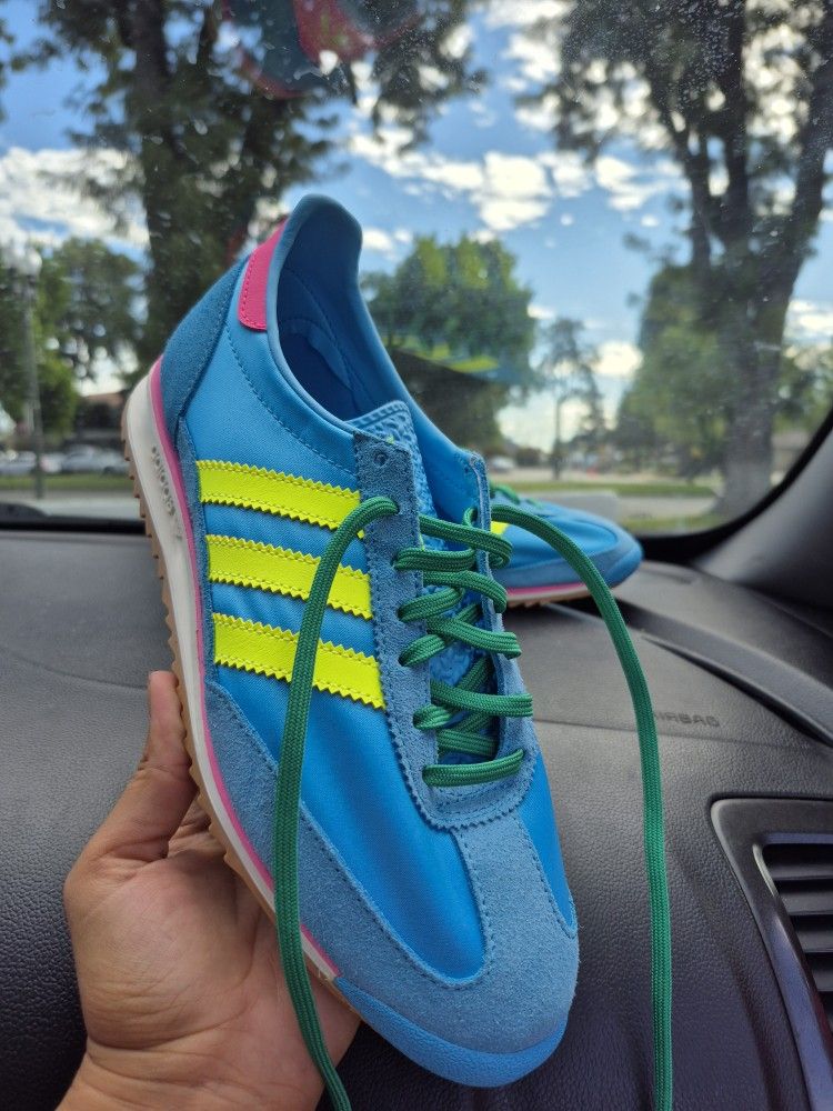 Adidas Bright Neon Sneaker 