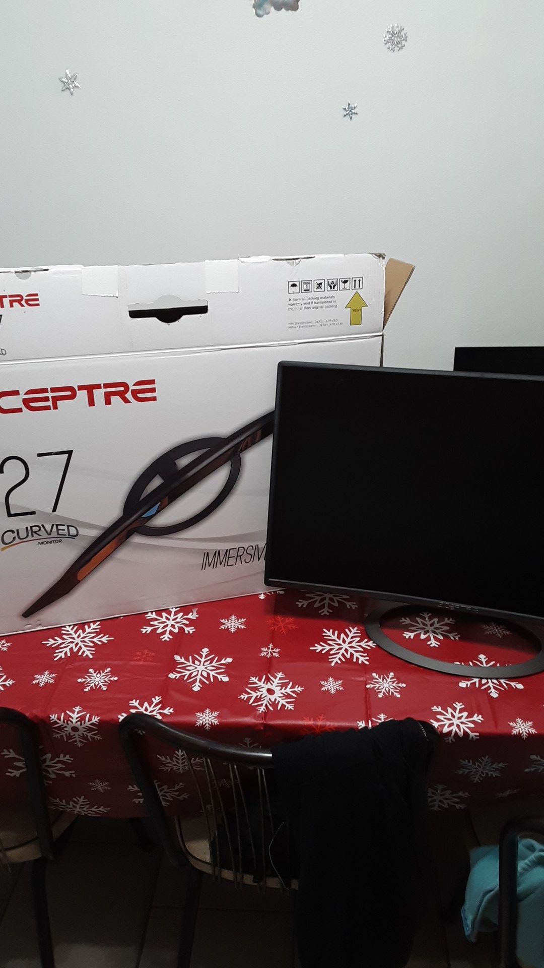 Sceptre curved computer monitor