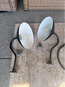 Light fixtures