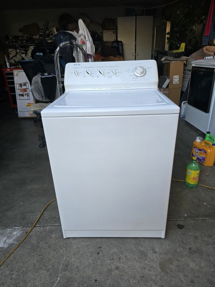 Washing Machine / Lavadora