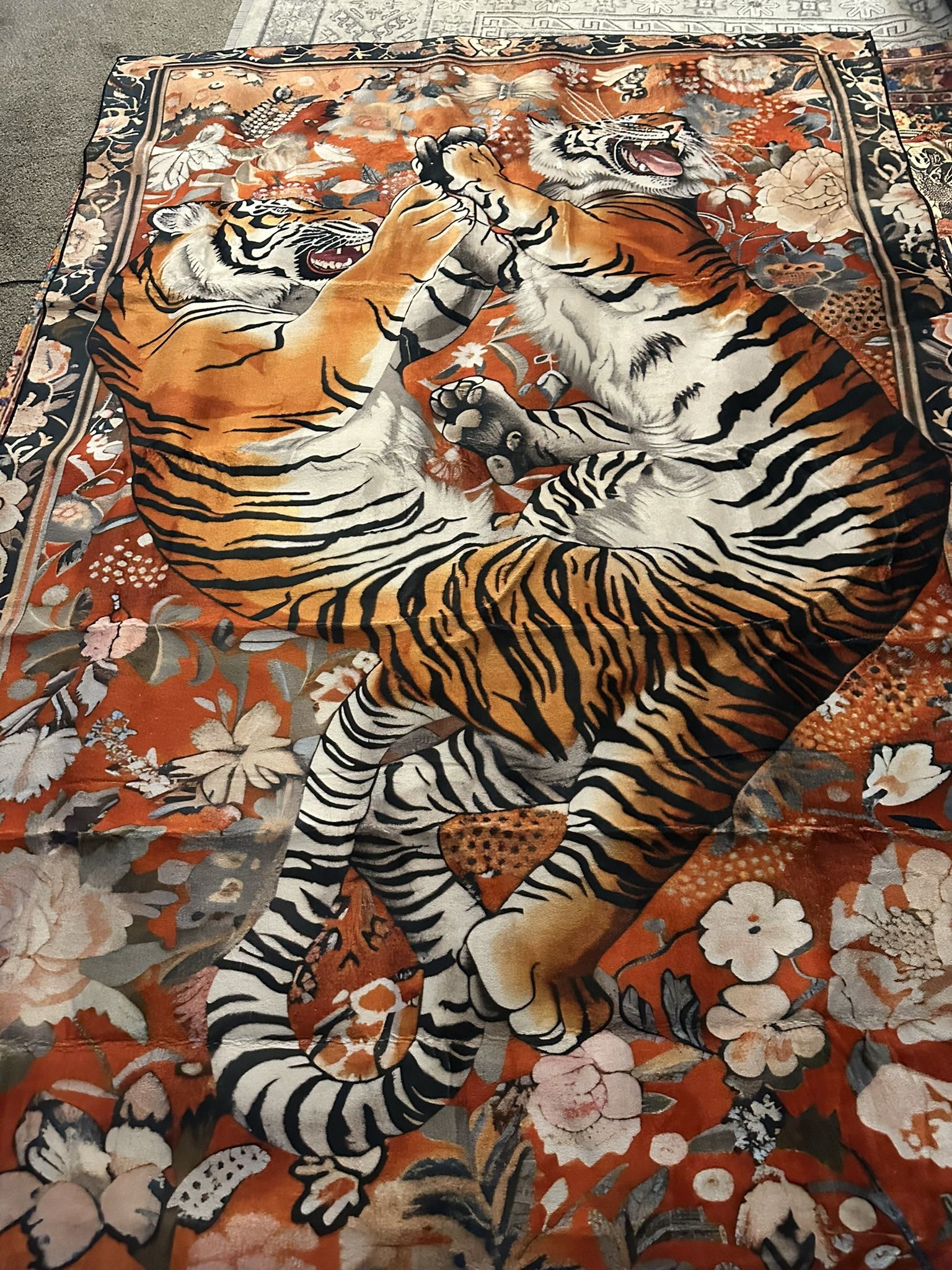 New - Tigers Fighting Area Rug 5x7