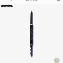 New in Box Brow Definer 🩷All-in-one triangular-tipped eyebrow pencil🩷All-in-one triangular-tipped eyebrow pencil.