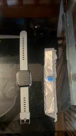 Smart watch with extra band and charger
