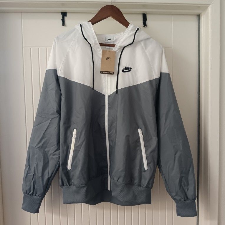 NSW Nike Sportswear Men's Windrunner Jacket Medium 