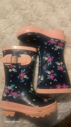 GirlsRain boots 7/8