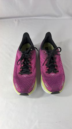 Women’s Hoka Clifton 8 size 9 D