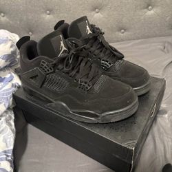 Jordan 4s