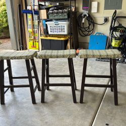3 Bar Stools