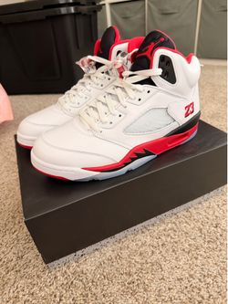DS Air Jordan 5 “Fire Red Black Tongue” size 9.5