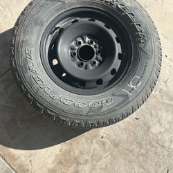 New Ford Tire 265/70r17 