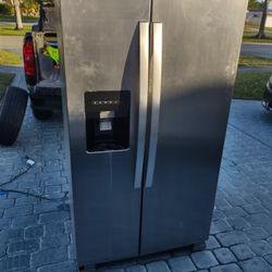 Whirlpool Double Door Stainless Steel Refrigerator 