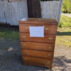 *free* dresser *first come*