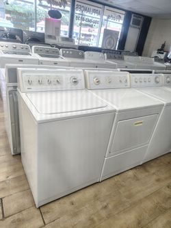 Kenmore Frond Load Washer Gas Dryer heavy duty king size  Capacity In Excellent Working Condition