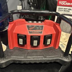 Milwaukee Multi Bay Charger 