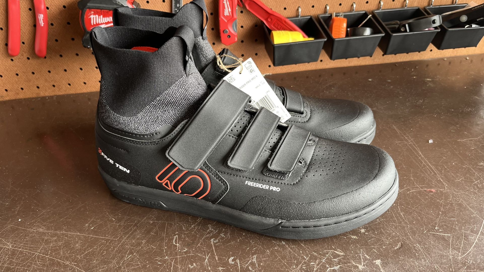 Adidas Five Ten Freerider Pro Mid Men’s Size 13 Mountain Bike Shoes