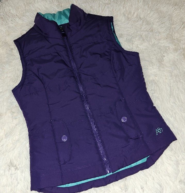 NWOT Aero Vest. Size XS