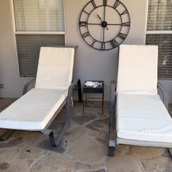 Chaise Lounge Chairs 2 With White Cushions 
