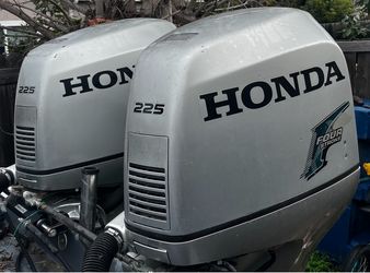 (2) Honda 225 Outboard Motors