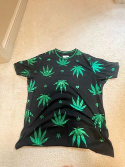 Black Leaf Print Graphic T-Shirt