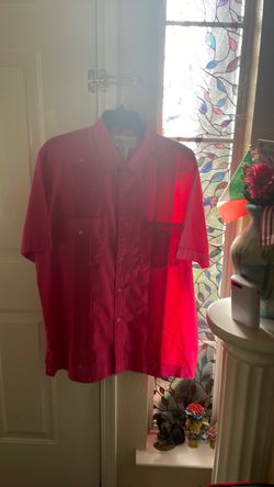 Like new man shirt with buttons and pockets