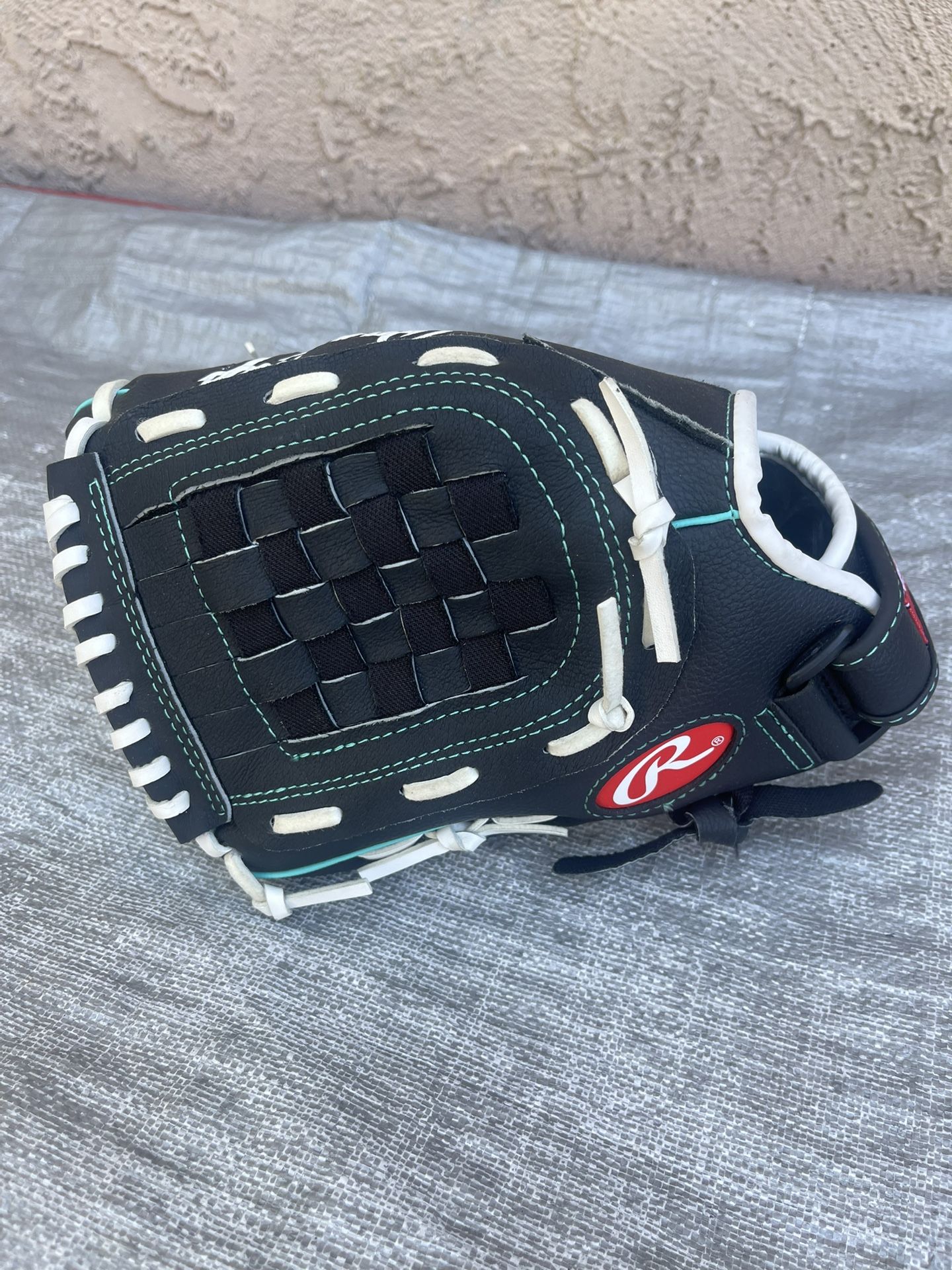 Rawlings 11.5" Fastpitch Softball Glove, Left Hand Throw