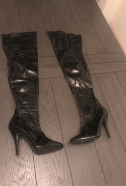 Thigh high black boots (costume boots) size Medium