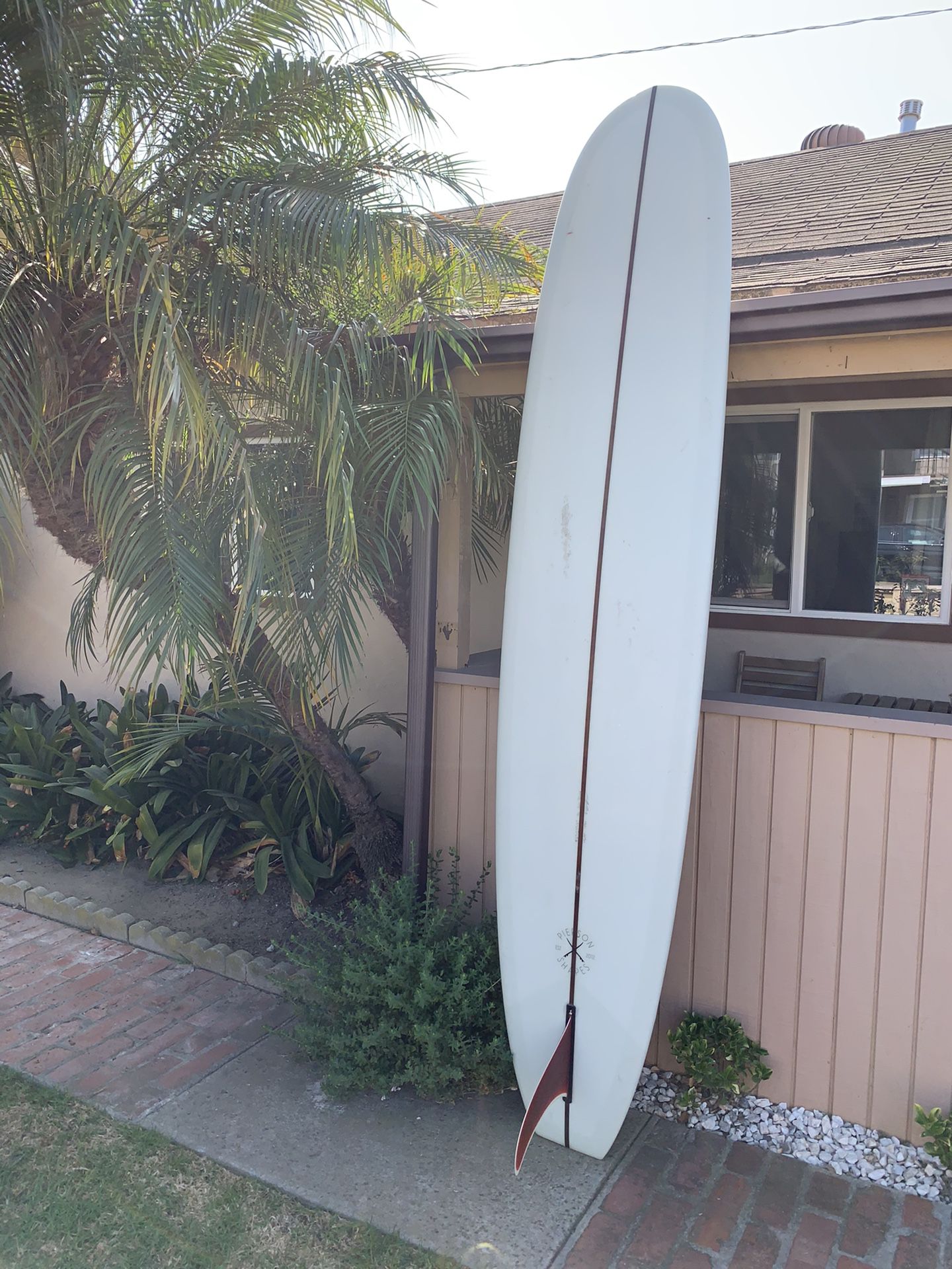 Longboard surfboard