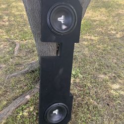 10in Subs Jl Audio Great Quality 